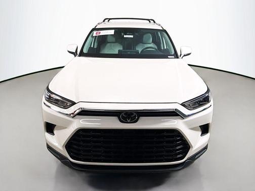 2024 Toyota Grand Highlander Hybrid XLE