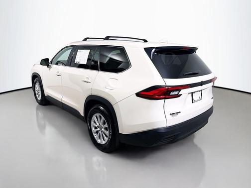 2024 Toyota Grand Highlander Hybrid XLE