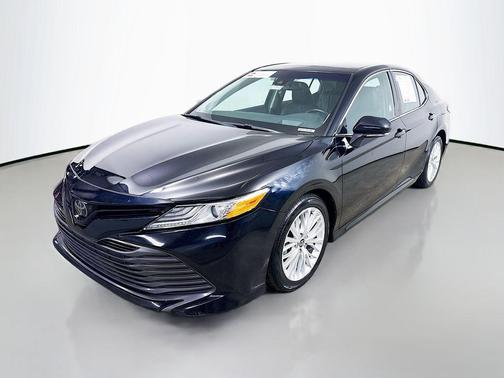 2020 Toyota Camry XLE