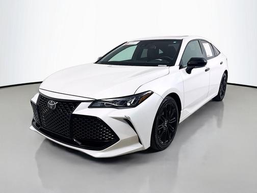 Wind Chill Pearl 2021 Toyota Avalon XSE