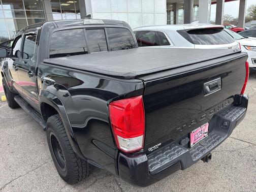 2017 Toyota Tacoma SR5