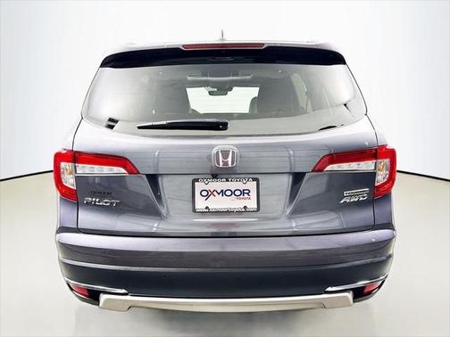 2022 Honda Pilot Touring 8-Passenger