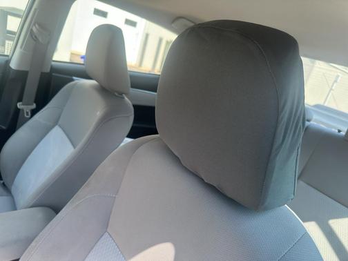 Classic Silver Metallic 2016 Toyota Corolla LE