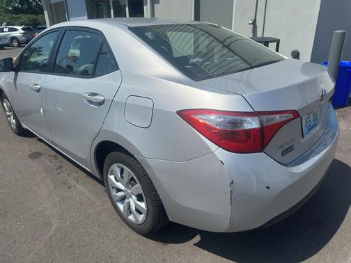 Classic Silver Metallic 2016 Toyota Corolla LE