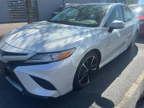 2020 Toyota Camry XSE