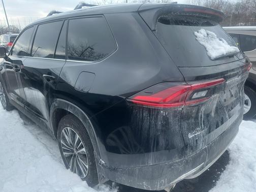 2025 Toyota Grand Highlander Hybrid Limited MAX