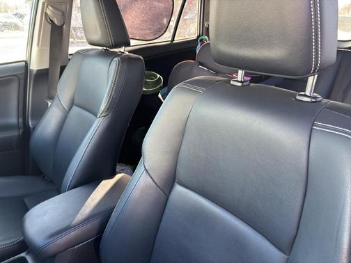 2017 Toyota RAV4 Hybrid Limited