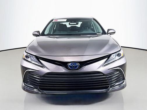 2024 Toyota Camry Hybrid XLE