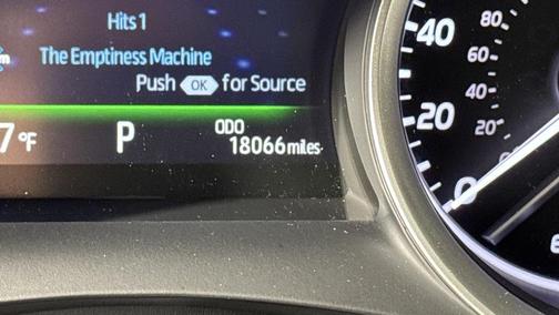 2024 Toyota Camry Hybrid XLE