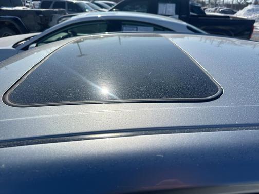 2024 Toyota Camry Hybrid SE