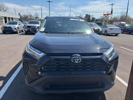 2024 Toyota RAV4 Hybrid LE