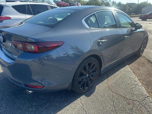 2023 Mazda Mazda3 FWD