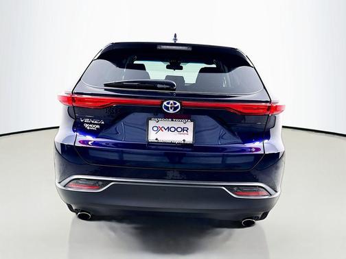2024 Toyota Venza LE
