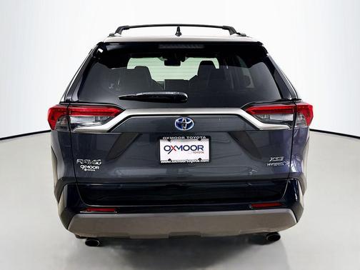 2019 Toyota RAV4 Hybrid SE