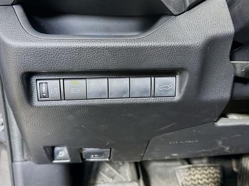 2019 Toyota RAV4 Hybrid SE