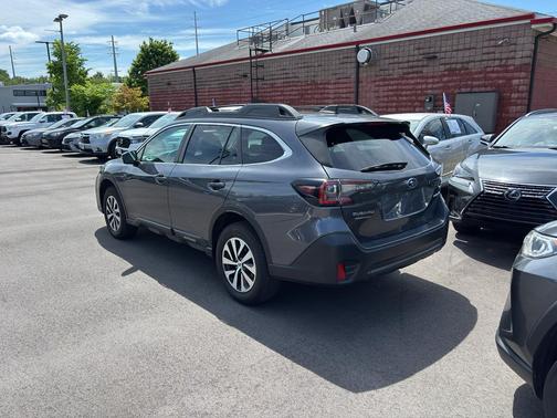 Magnetite Gray Metallic 2022 Subaru Outback Premium