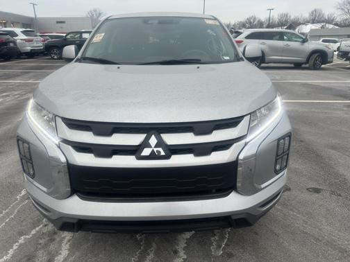 2025 Mitsubishi Outlander Sport S