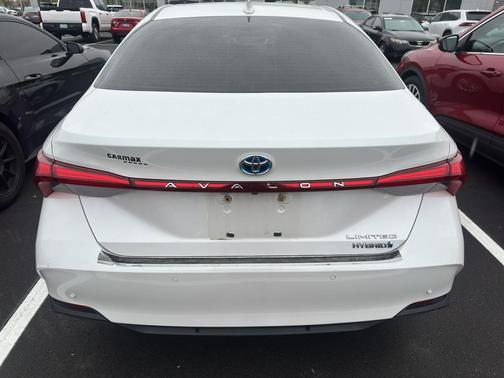 2019 Toyota Avalon Hybrid Limited