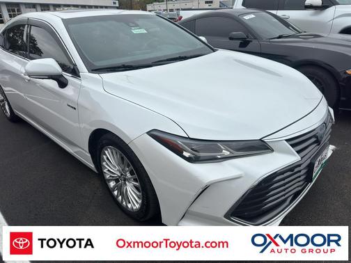 2019 Toyota Avalon Hybrid Limited