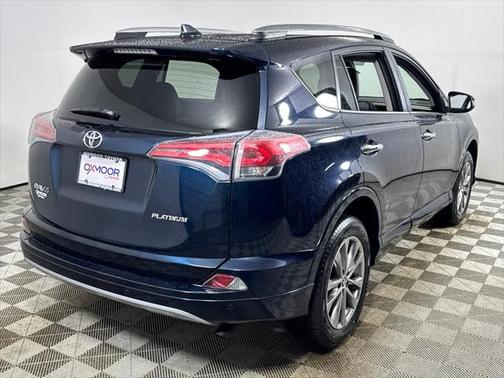 2017 Toyota RAV4 Platinum
