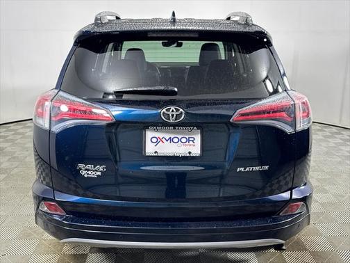 2017 Toyota RAV4 Platinum