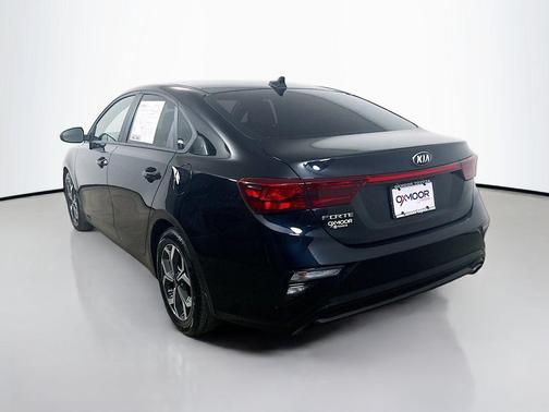 Aurora Black 2021 Kia Forte LXS