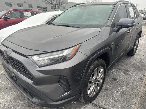 2023 Toyota RAV4 XLE