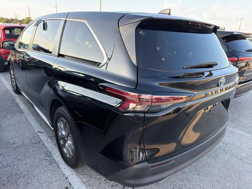 Midnight Black Metallic 2023 Toyota Sienna XLE