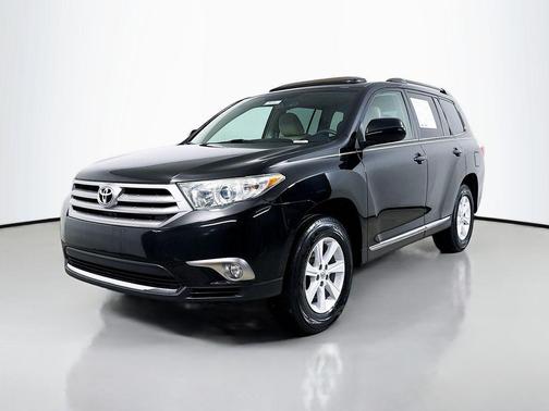 2013 Toyota Highlander SE