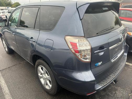 2014 Toyota RAV4 EV Base