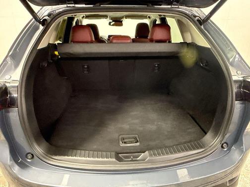 2022 Mazda CX-5 Carbon Edition