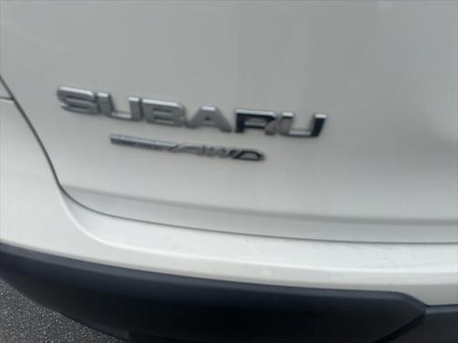 2020 Subaru Ascent Base 8-Passenger