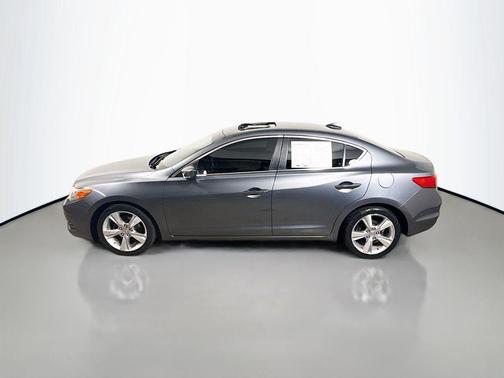 2013 Acura ILX 2.0L w/Premium Package