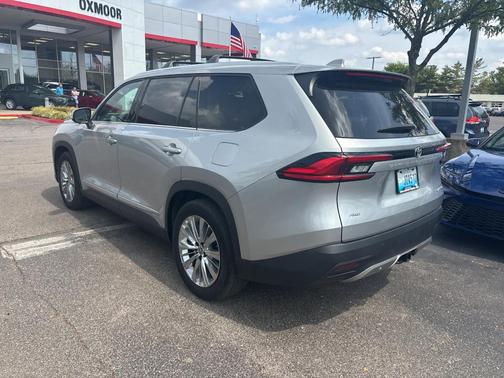 Celestial Silver Metallic 2024 Toyota Grand Highlander Platinum