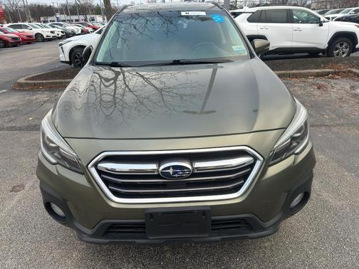 2019 Subaru Outback 2.5i Touring