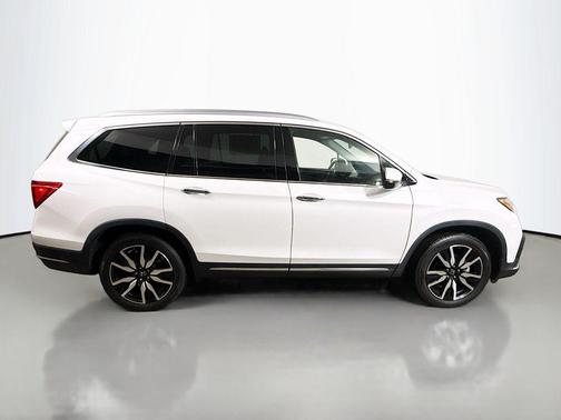 2022 Honda Pilot AWD Elite