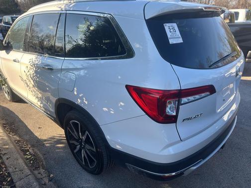 2022 Honda Pilot AWD Elite