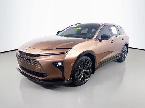 Bronze Age 2025 Toyota Crown Signia Limited