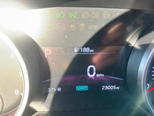 2023 Kia Carnival LX