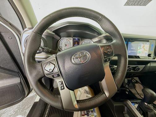 2017 Toyota Tacoma SR5