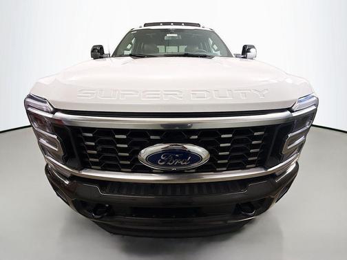 Star White Metallic Tri-Coat 2024 Ford F-350 King Ranch