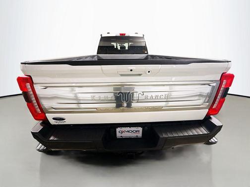 Star White Metallic Tri-Coat 2024 Ford F-350 King Ranch