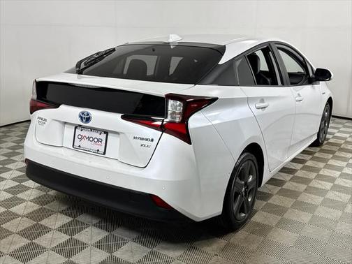 2021 Toyota Prius XLE