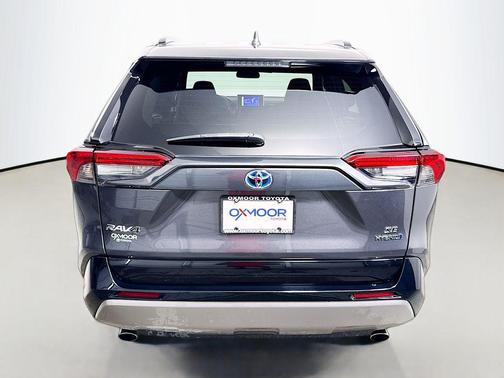 2023 Toyota RAV4 Hybrid SE