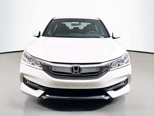 2017 Honda Accord Sport SE