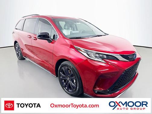 2023 Toyota Sienna XSE 7 Passenger