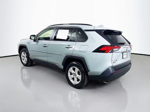 2019 Toyota RAV4 Hybrid XLE