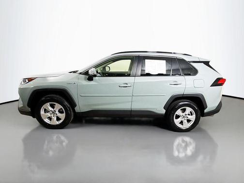 2019 Toyota RAV4 Hybrid XLE