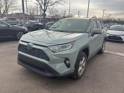 2019 Toyota RAV4 Hybrid XLE