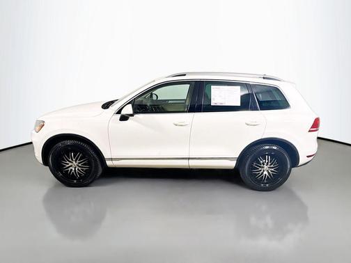 2011 Volkswagen Touareg TDI Sport
